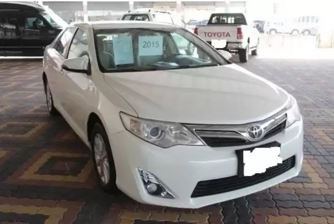Использовал Toyota Camry Аренда в Доха #5179 - 1  image 